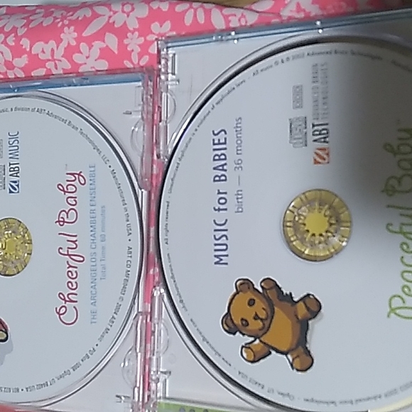 Two Children's Music CD's & Water Shirt(Size 12 Month Old) - Picture 10 of 10